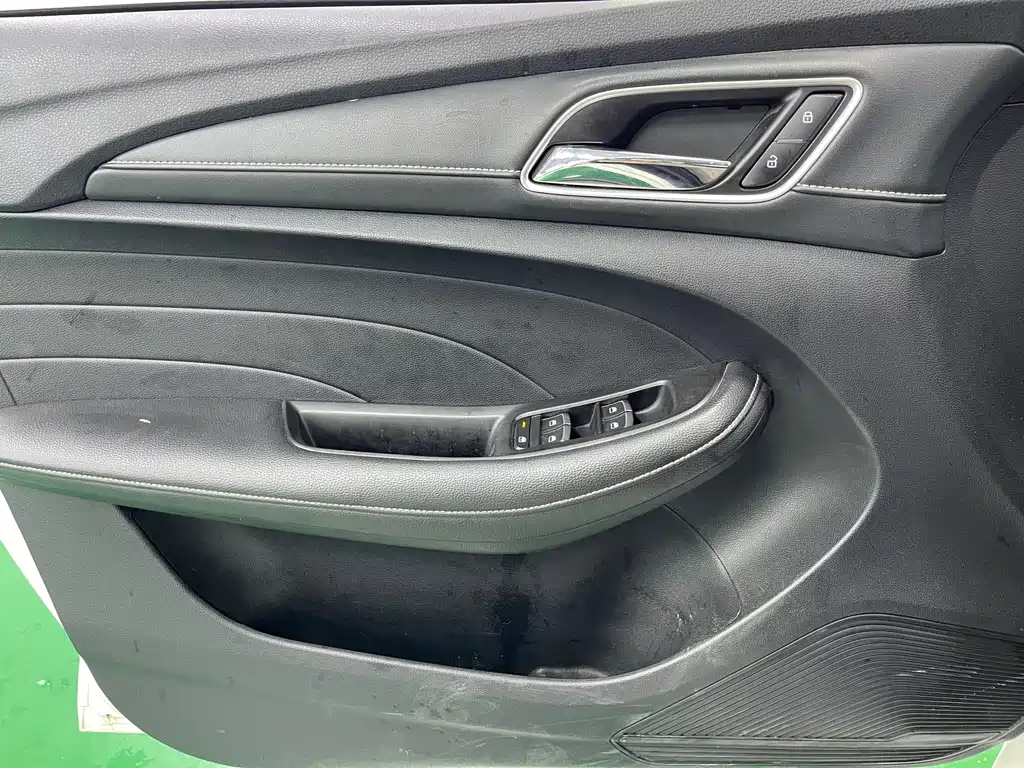 Roewe Ei5 — миниатюра 19