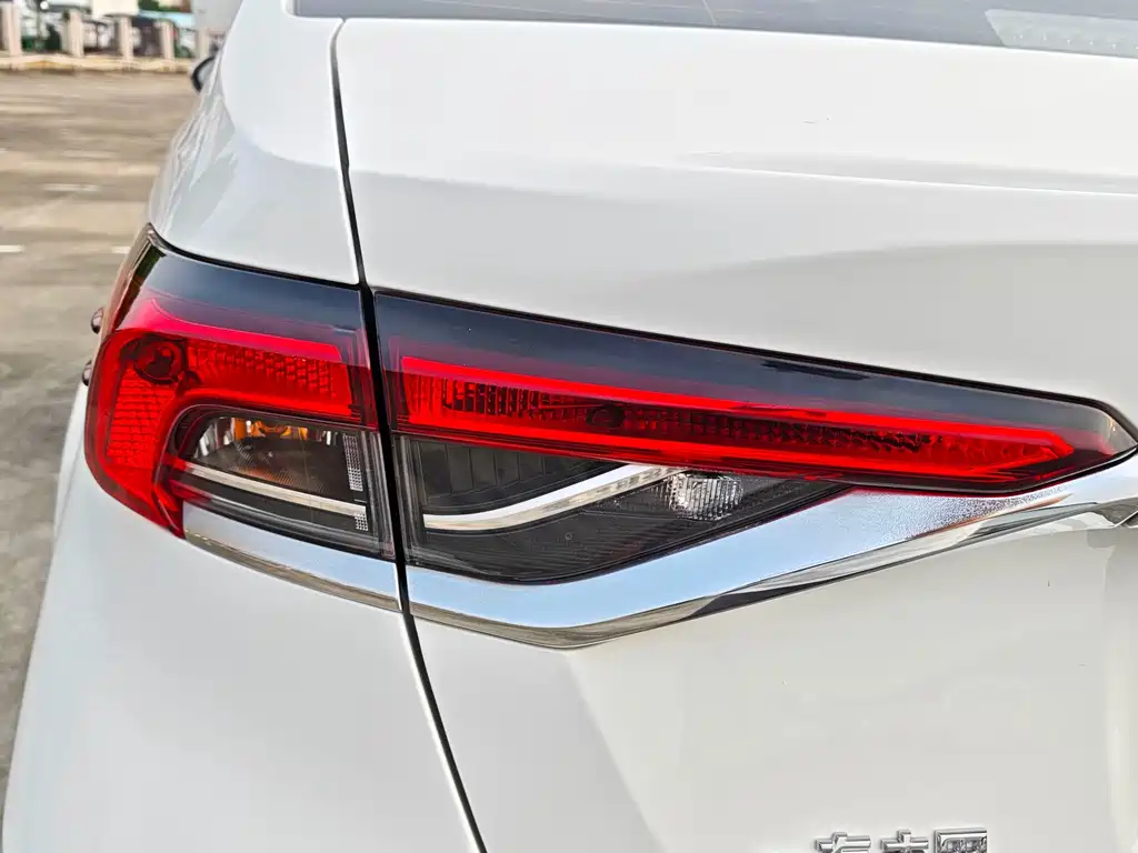 Toyota Corolla — миниатюра 19