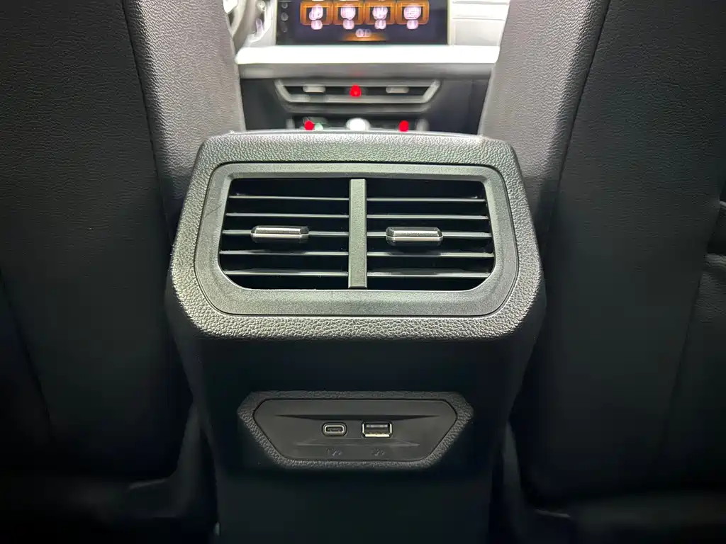 Volkswagen Lavida — миниатюра 16