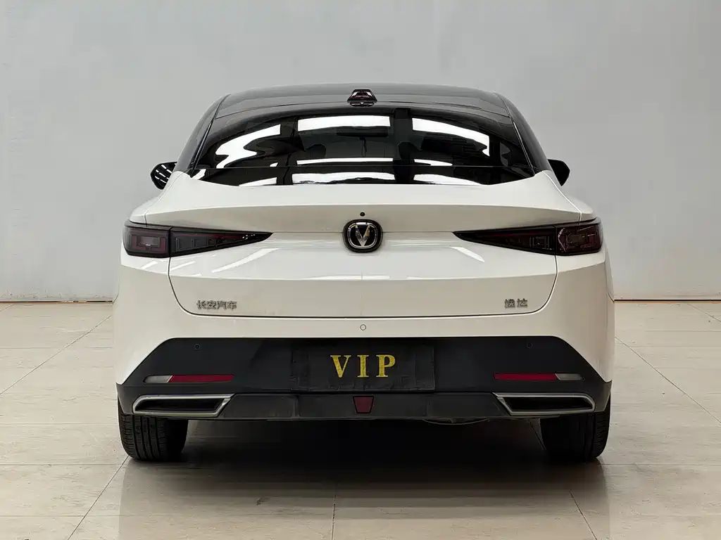 Changan Yida — миниатюра 8