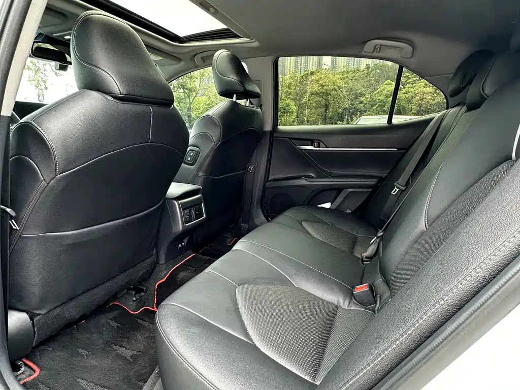 Toyota Camry 2021 2.5S
