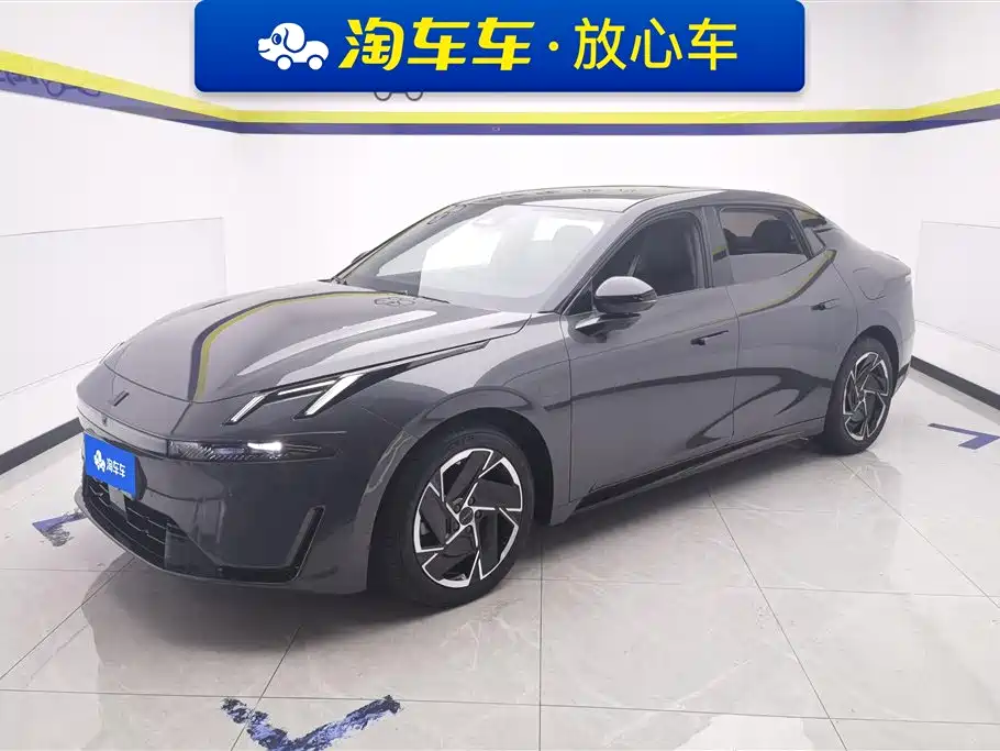 Lynk & Co 07 EM-P 2025