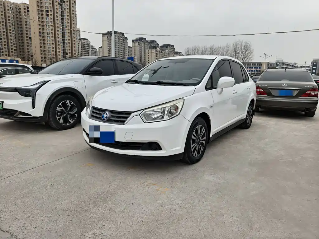 Venucia D50 2014
