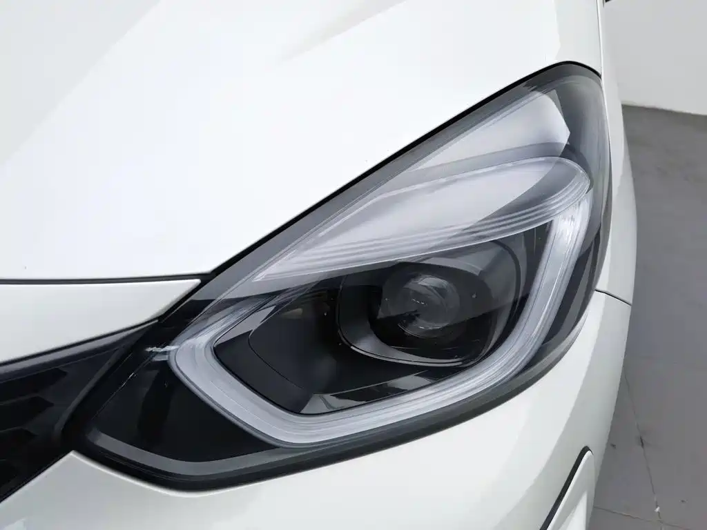 Honda Fit — миниатюра 7