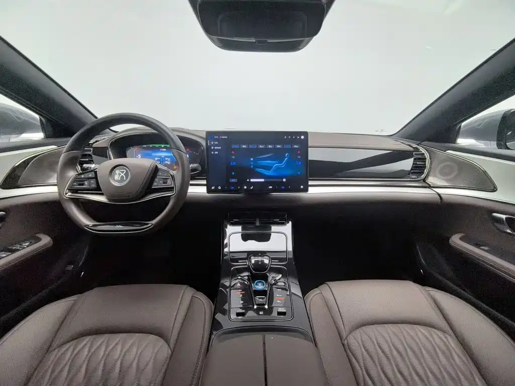 BYD Han — миниатюра 5