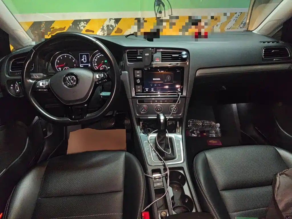 Volkswagen Golf — миниатюра 5