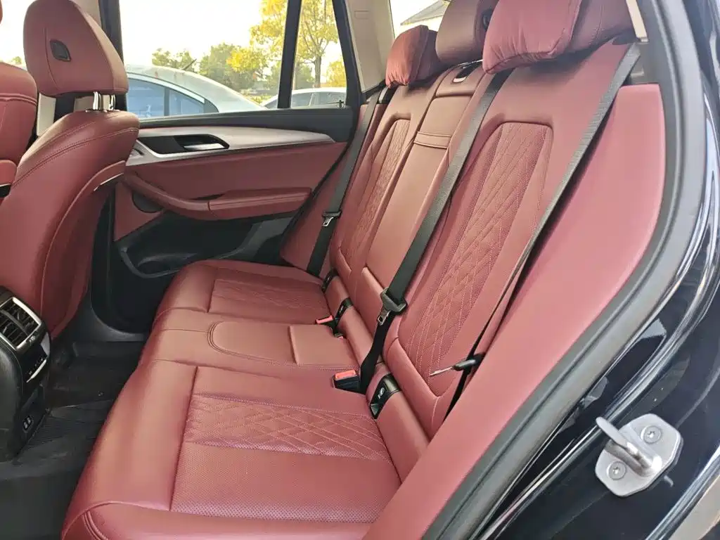 BMW iX3 — миниатюра 15