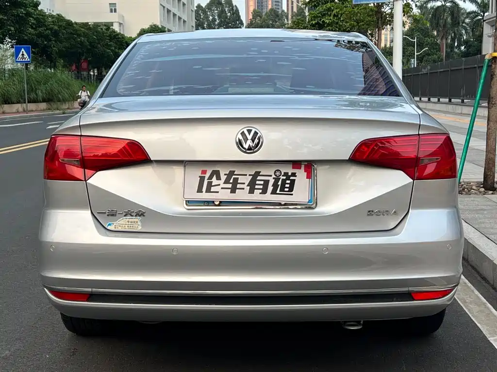 Volkswagen Bora — миниатюра 23