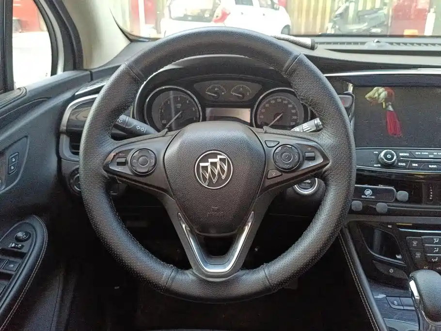 Buick Envision Plus — миниатюра 15