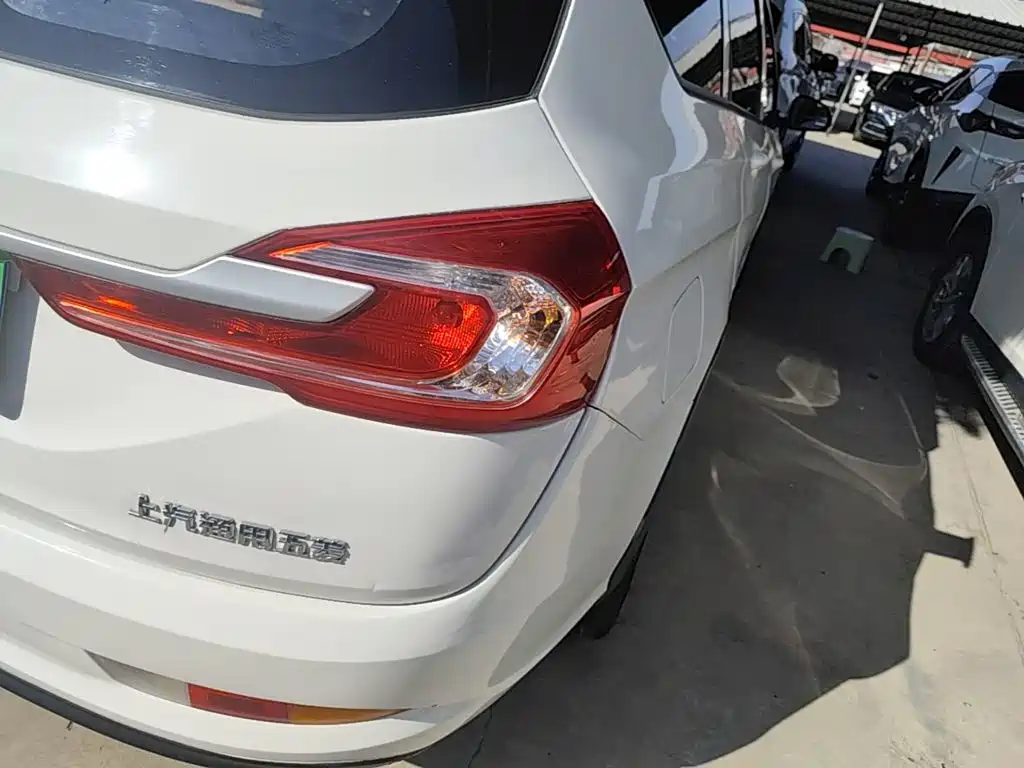 Baojun 310W — миниатюра 8