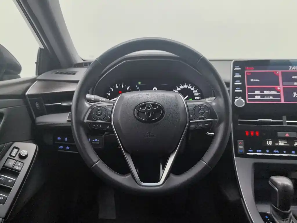 Toyota Avalon — миниатюра 11