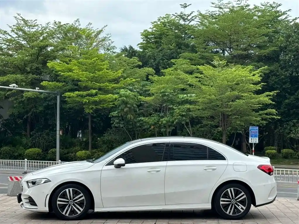 Mercedes-Benz A-Class A 2020 A 180 L Sport