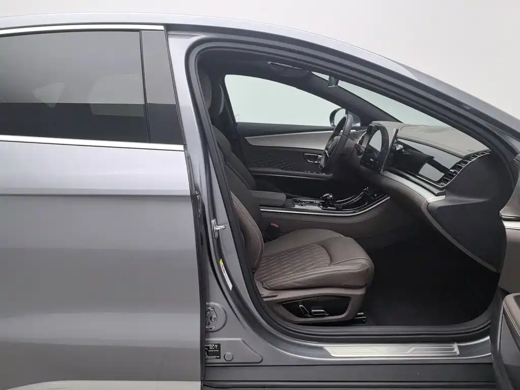 BYD Han — миниатюра 23
