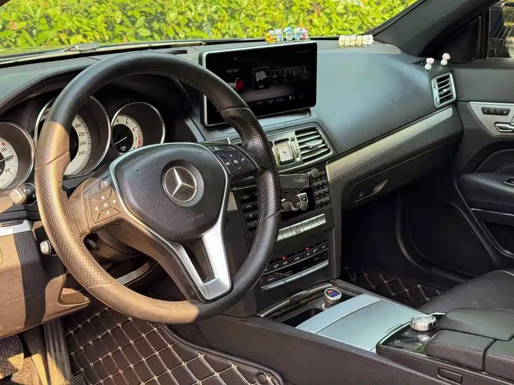 Mercedes-Benz E-Class (Import) — миниатюра 13
