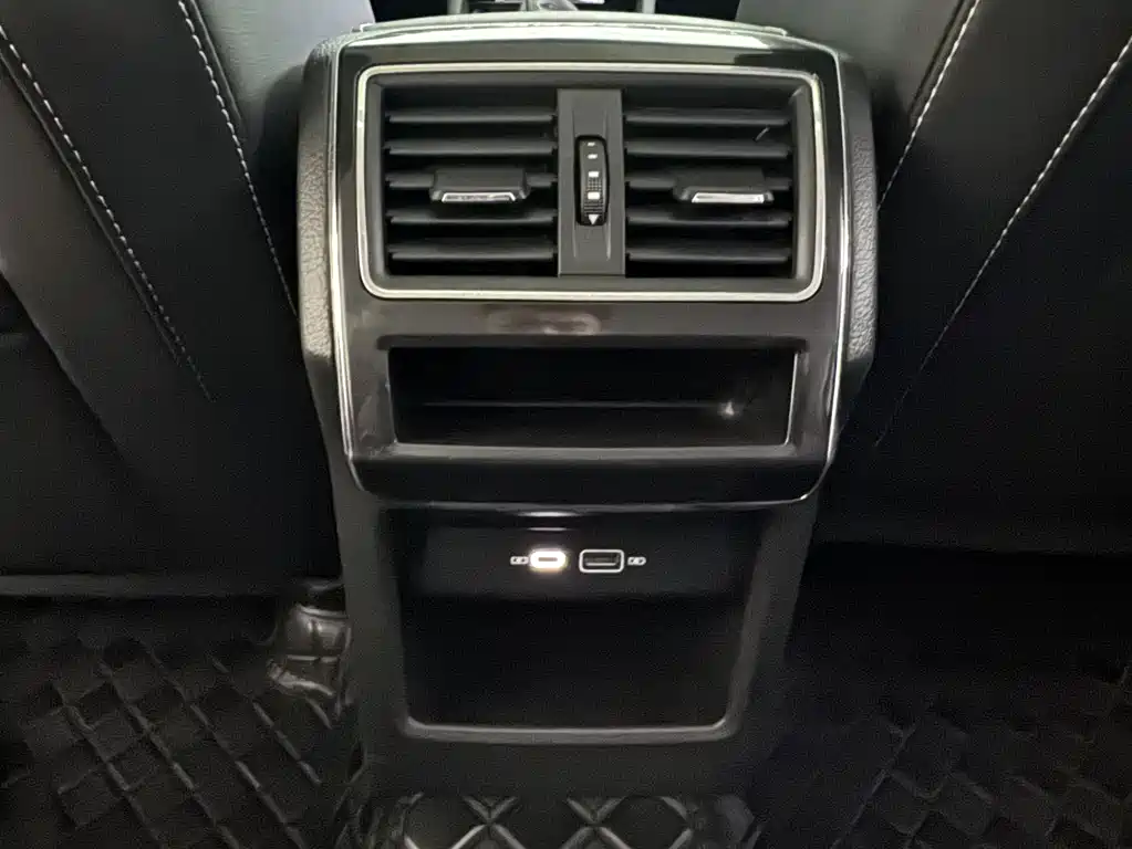 Skoda Superb — миниатюра 17