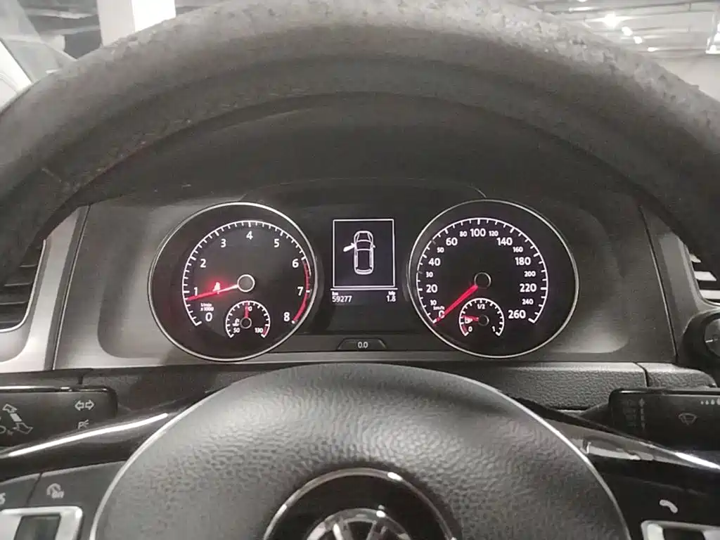 Volkswagen Golf — миниатюра 8