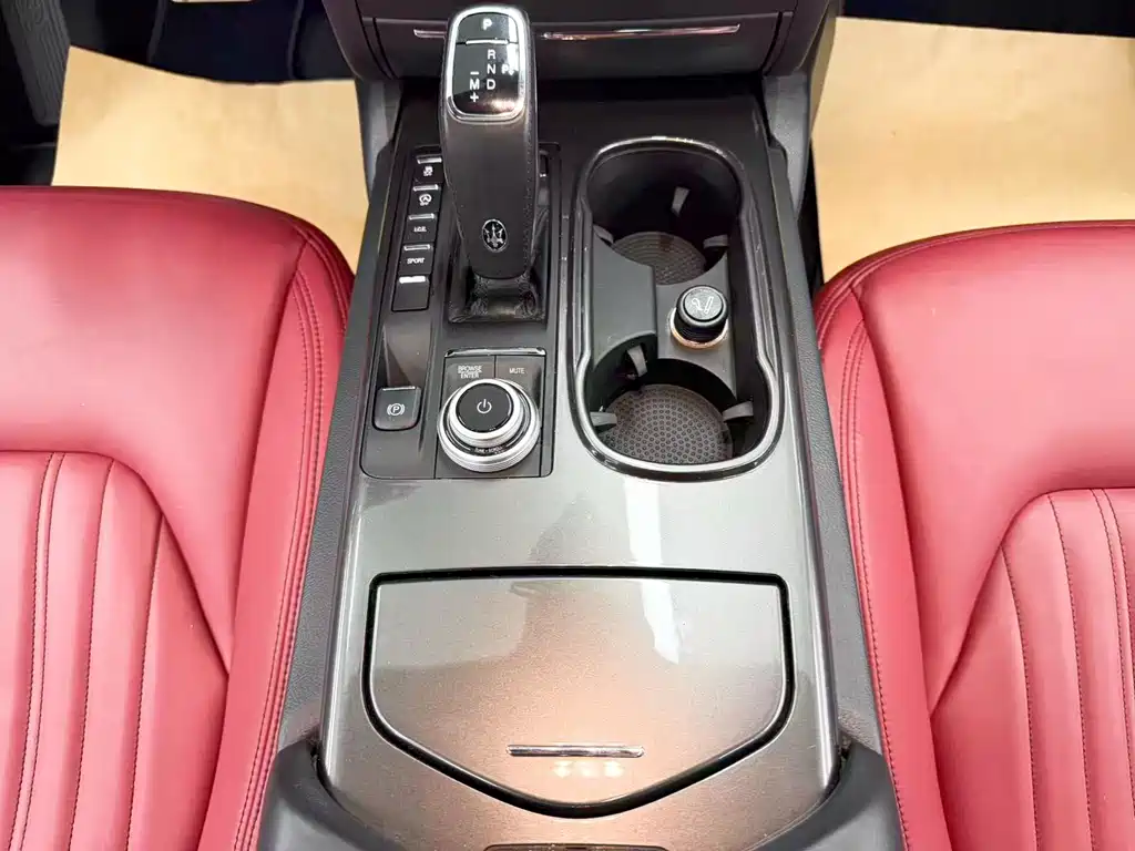 Maserati Ghibli — миниатюра 18