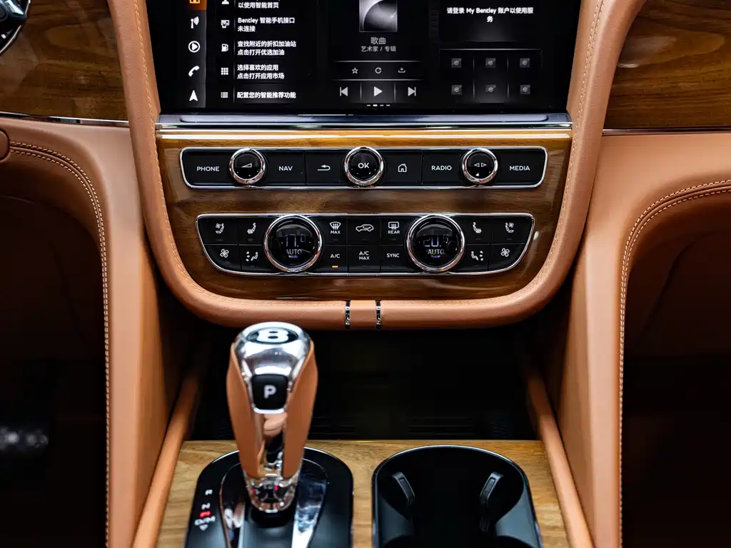 Bentley Bentayga — миниатюра 9