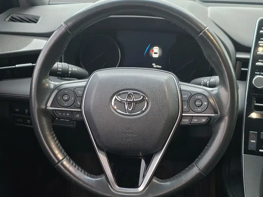 Toyota Avalon — миниатюра 15