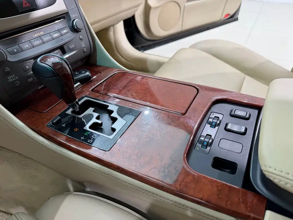 Lexus GS — миниатюра 8