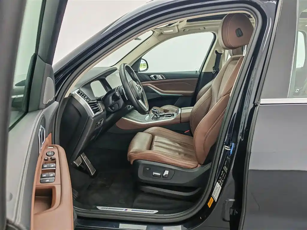 BMW X5 2019 xDrive30i M Sport