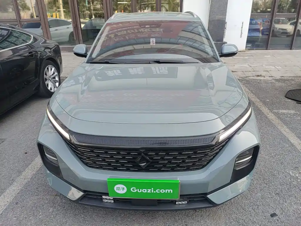 Baojun Valli — миниатюра 3