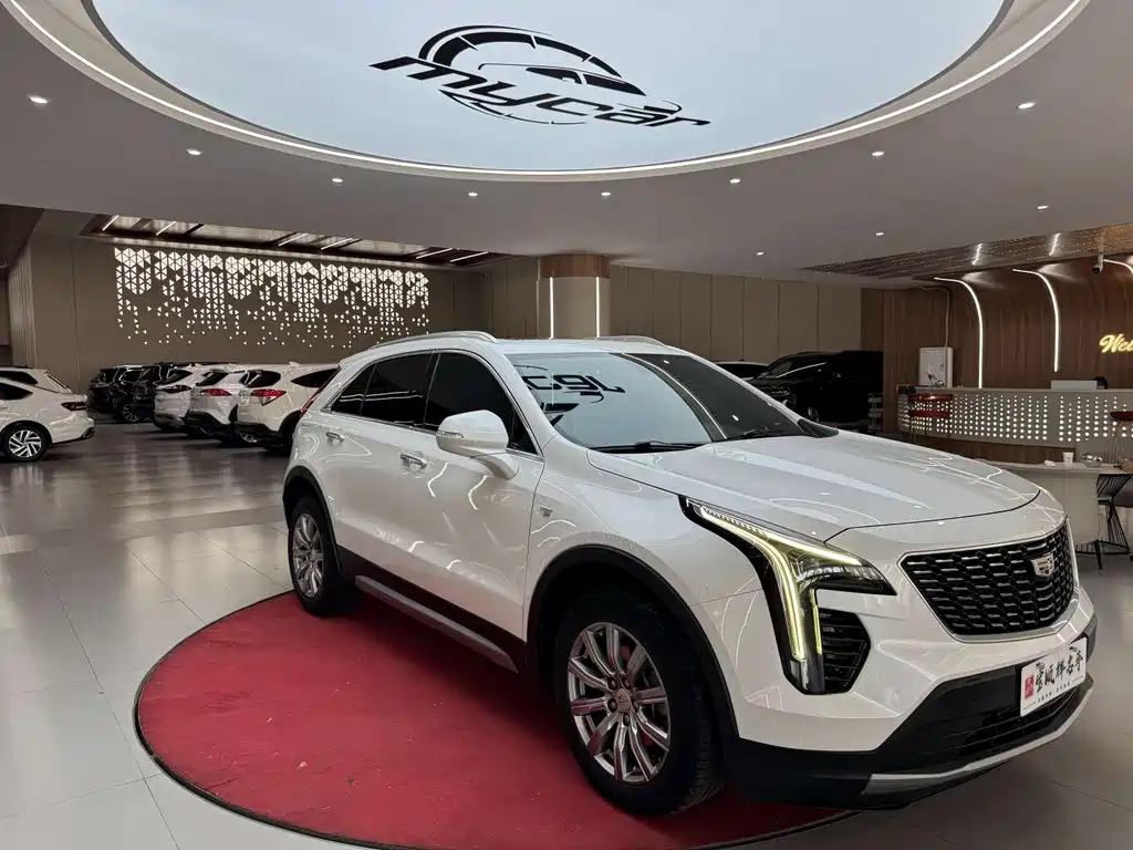 Cadillac XT4 2020 28T Lead