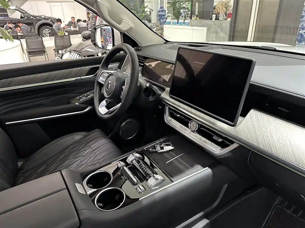 TANK TANK 500 NEW ENERGY