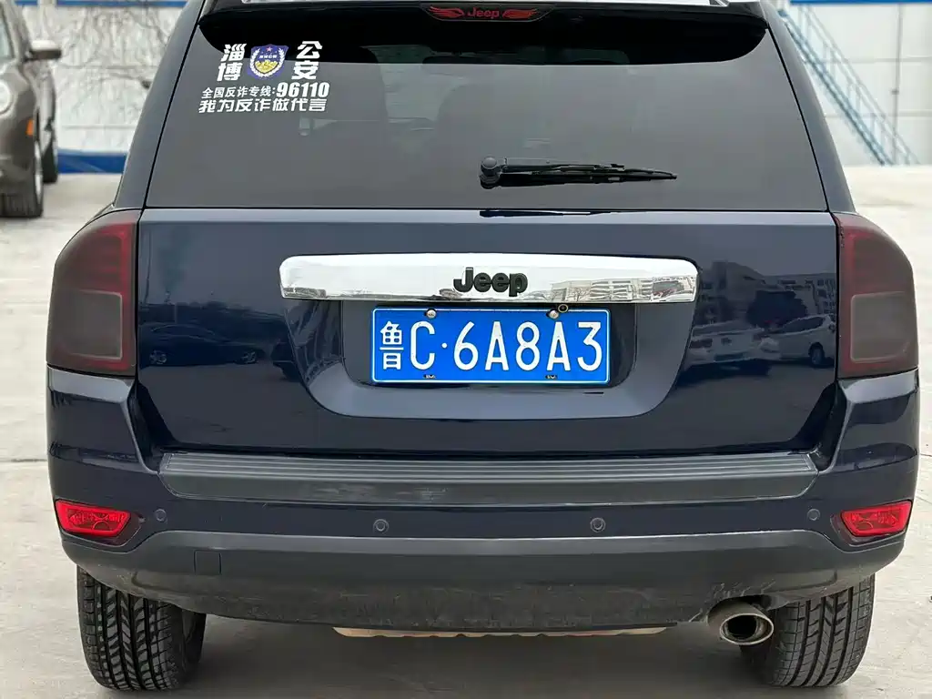 Jeep Compass (Import) 2.4L 4WD Sport Edition, фото 4