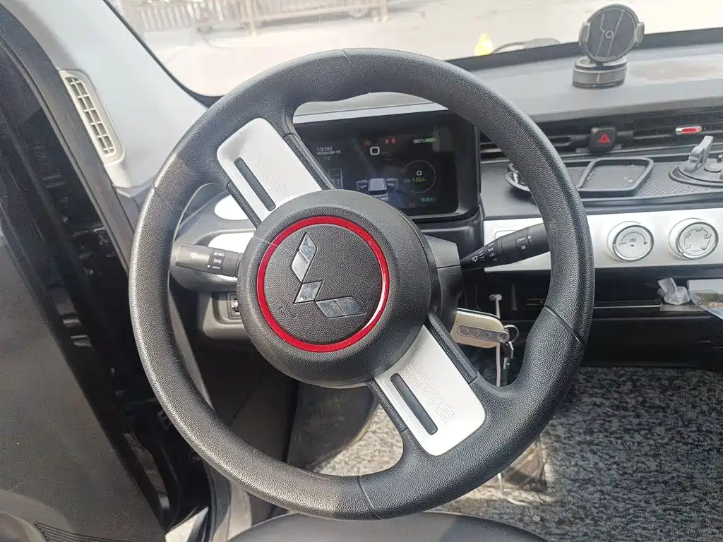 Wuling MINIEV — миниатюра 7