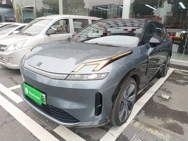 LYNK  & CO. 08 EM P 2024