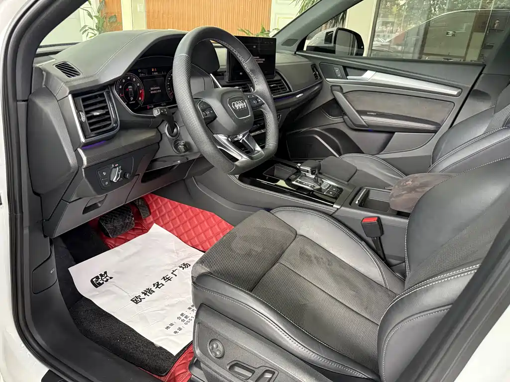 Audi Q5L Sportback — миниатюра 7