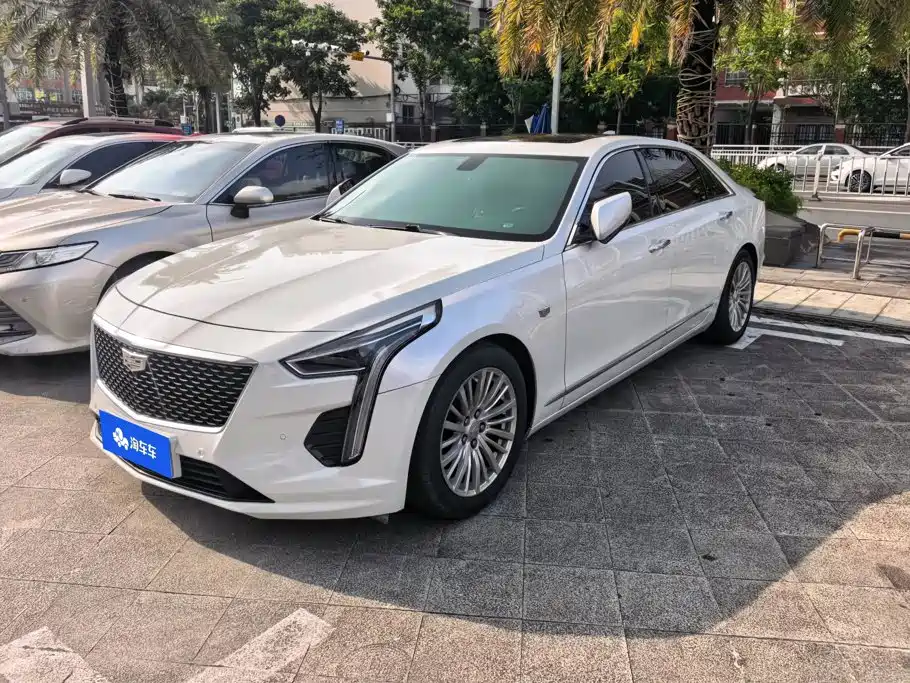 Cadillac CT6