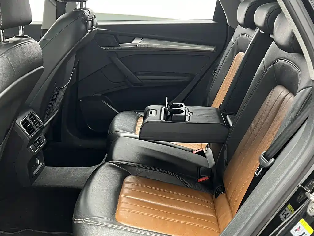 Audi Q5L — миниатюра 8