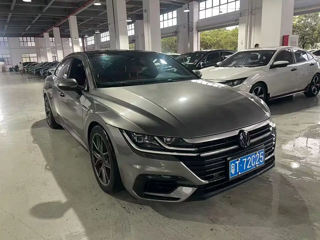 Volkswagen FAW - Passat CC CC 2019 330TSI VI