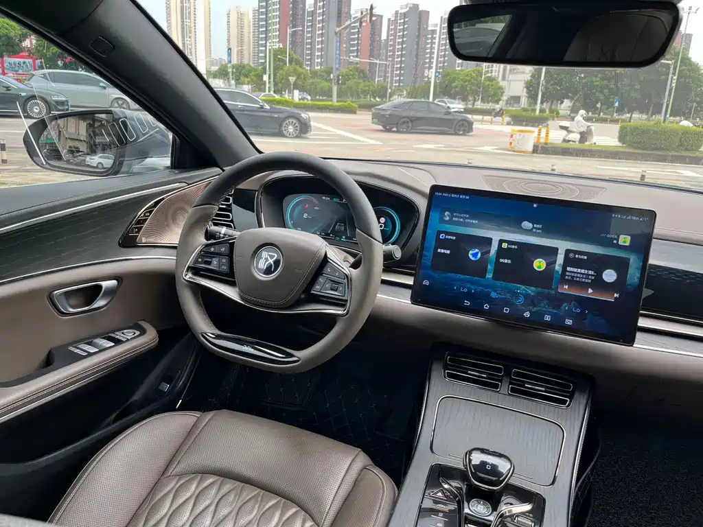 BYD Han — миниатюра 10