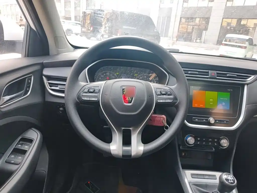 Roewe RX3 — миниатюра 11