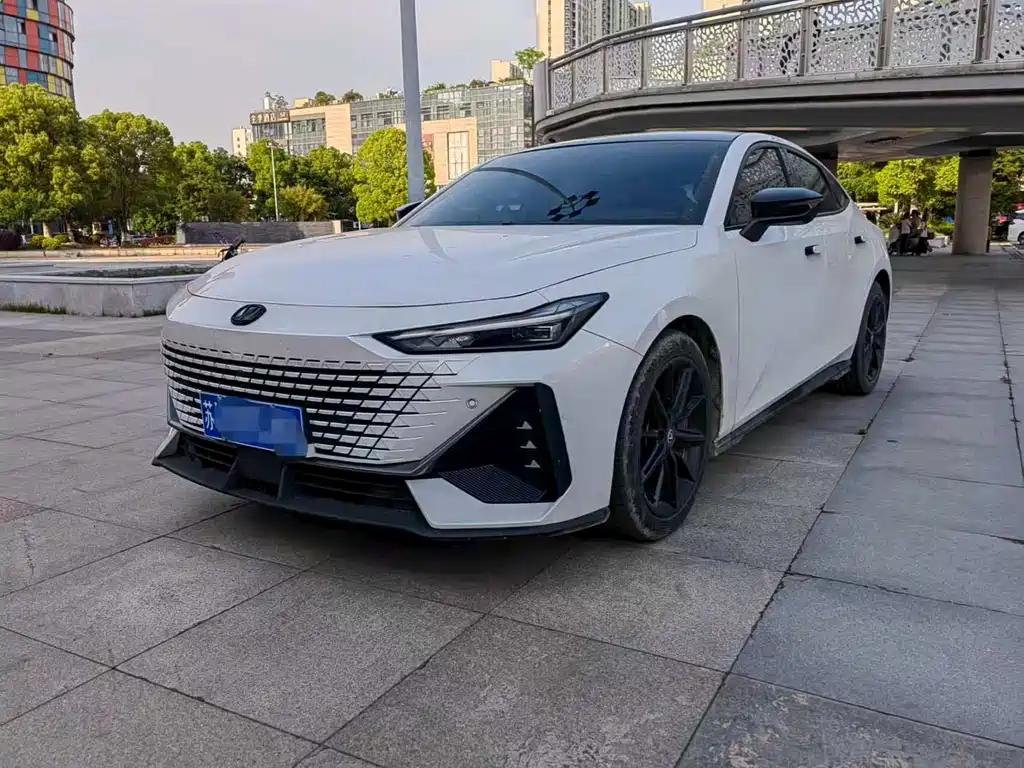 Changan UNI-V 2022
