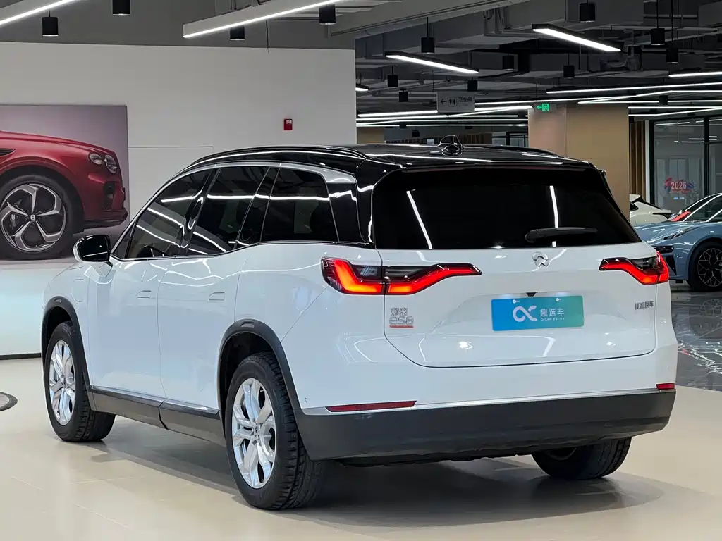 NIO NIO ES8