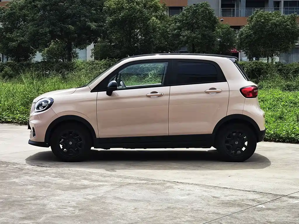 Leapmotor Leapmotor T03 — миниатюра 5