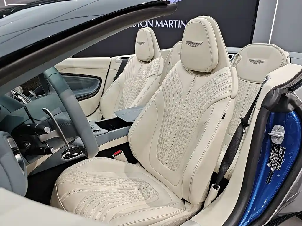 Aston Martin DB11 2023 4.0T V8 Volante