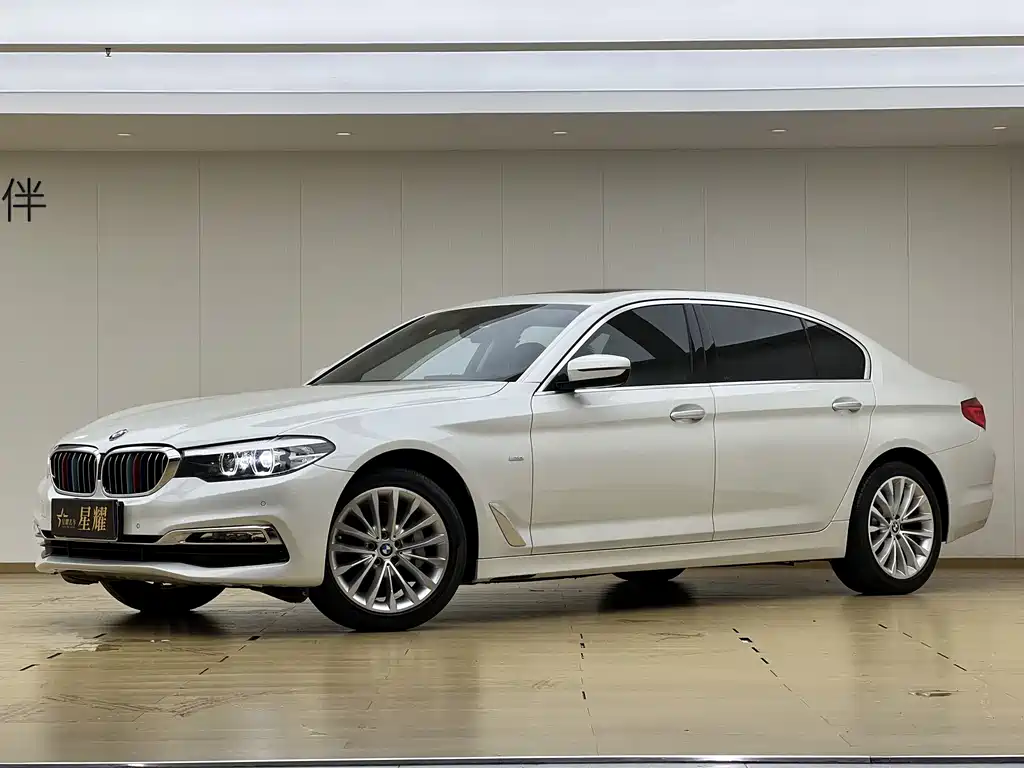 BMW 5 Series — миниатюра 3