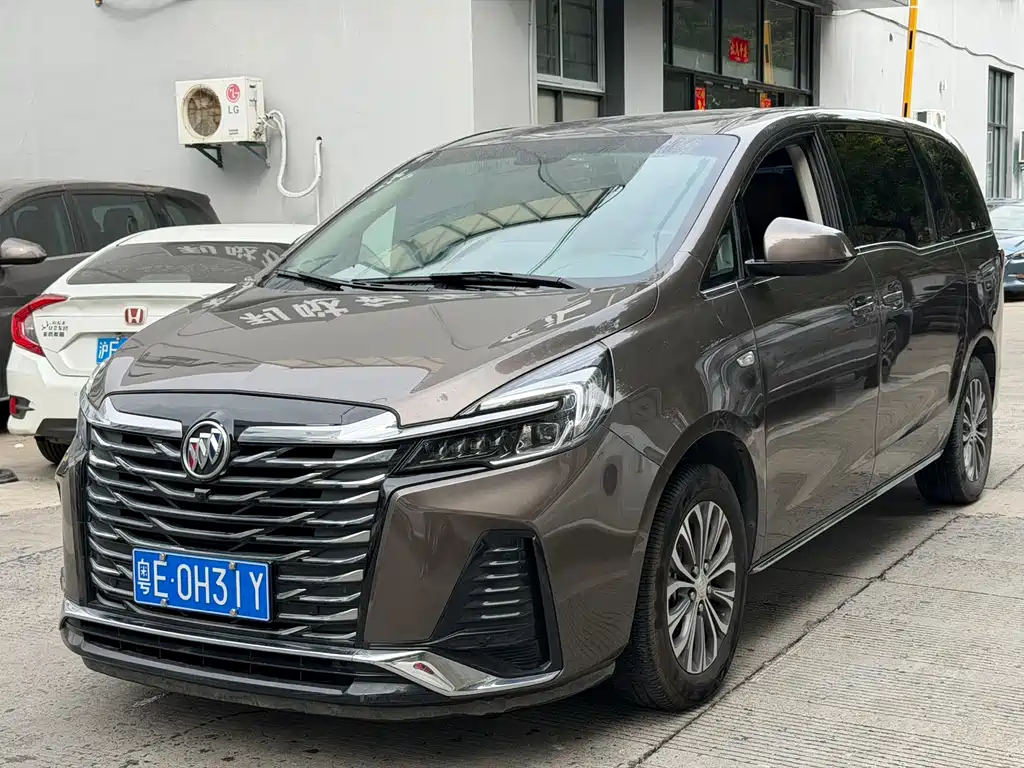 Buick GL8 2023