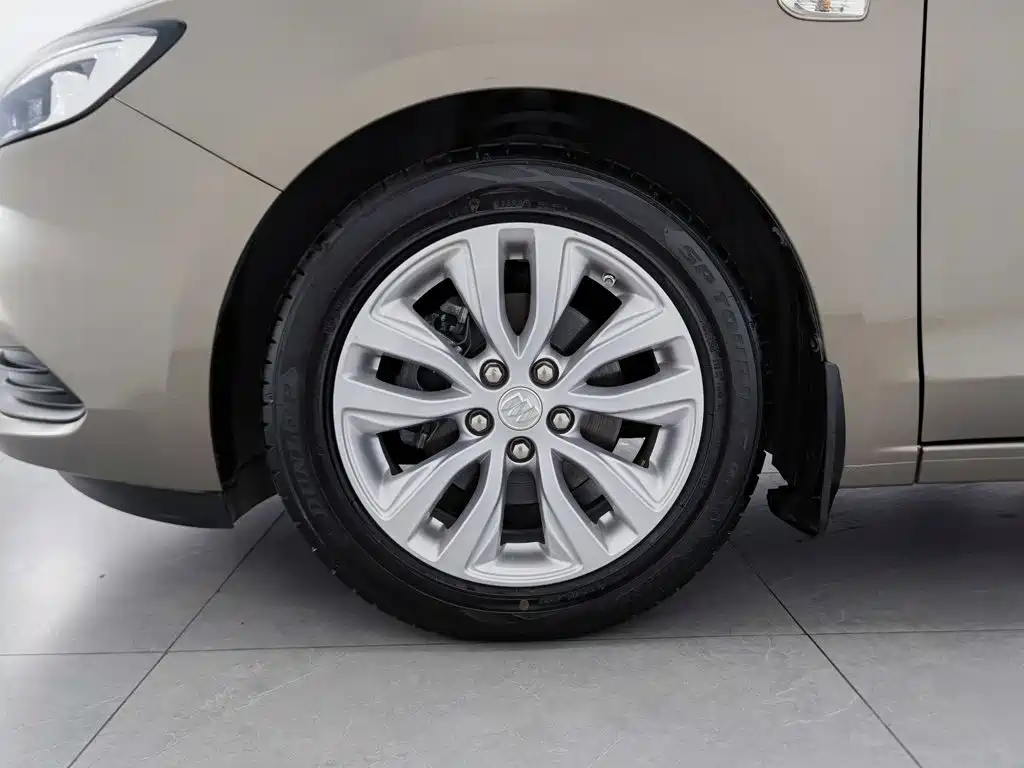 Buick Excelle — миниатюра 17