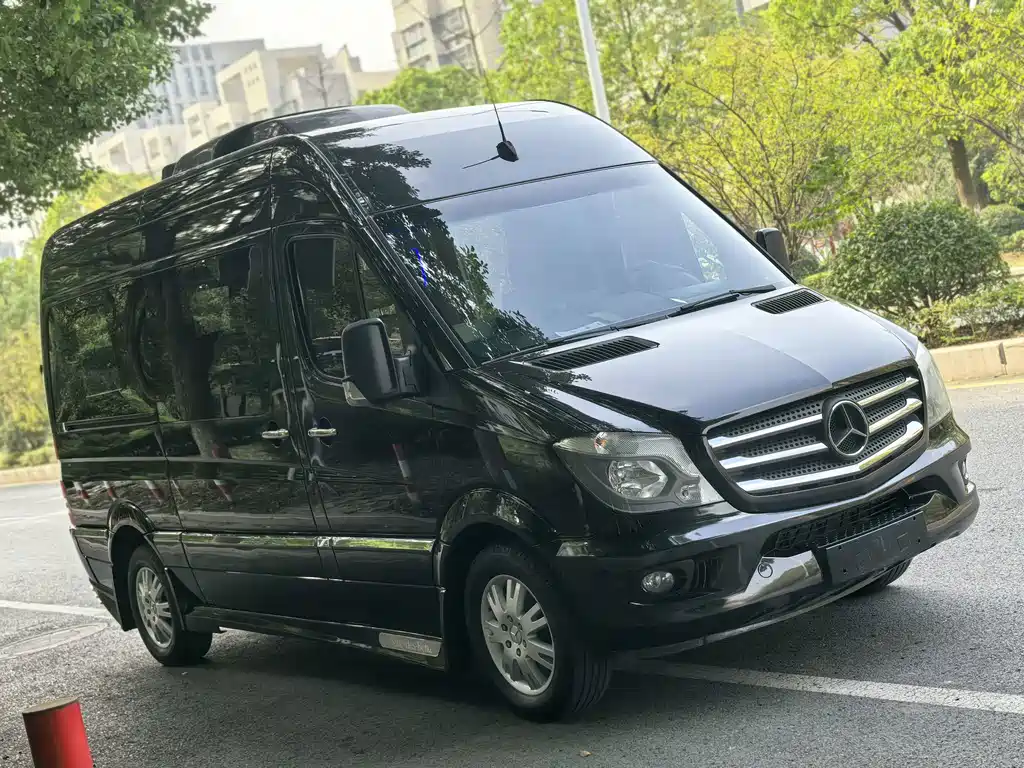 Mercedes-Benz Sprinter — миниатюра 2