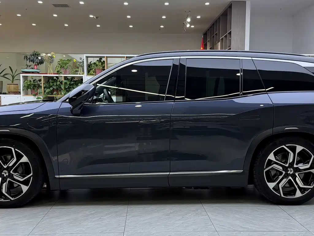 NIO ES8 — миниатюра 3