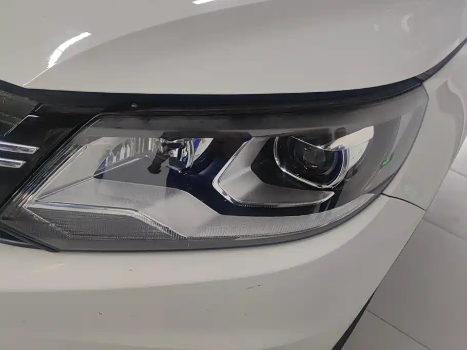 Volkswagen Tiguan — миниатюра 5