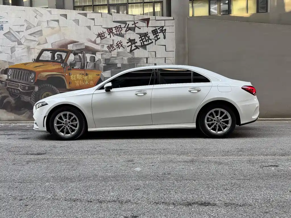 MERCEDES-BENZ A CLASS