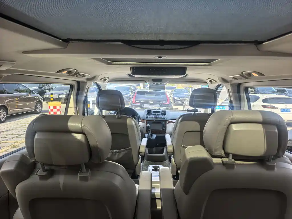 Mercedes-Benz Viano — миниатюра 10