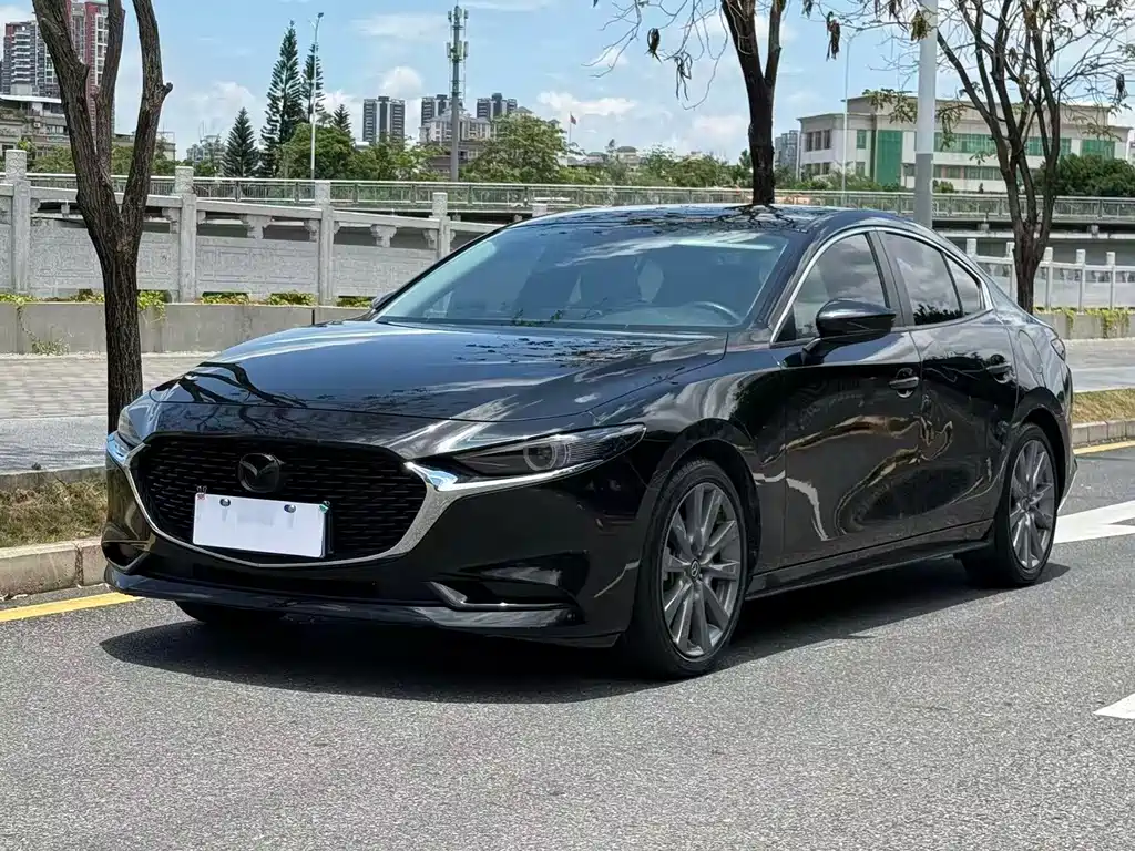 Mazda 3 Axela 2020